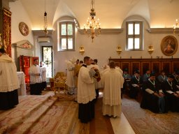 007-Chapitre_2025-Messe_pontificale_Mercredi-Gricigliano_20250827_111710