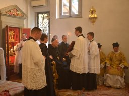 035-Chapitre_2025-Messe_pontificale_Mercredi-Gricigliano_20250827_122100